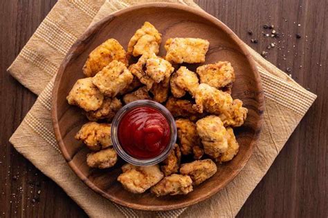 Chicken Nuggets Recipe (Perfectly Crispy & Easy!) [VIDEO] - Dinner ...