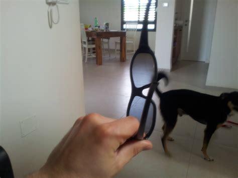 everyday life - How come these 3d glasses don't show a difference