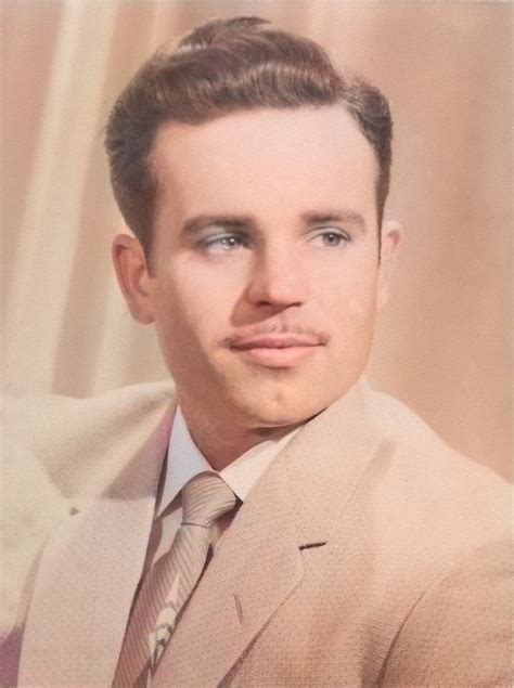 Rogelio Domingos Martins - Oliveira Funeral Home