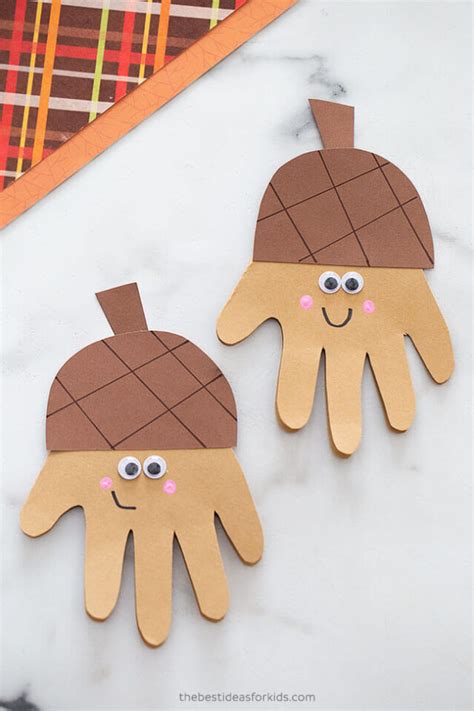 Acorn Handprint | Thanksgiving crafts preschool, Prek crafts, Fall crafts