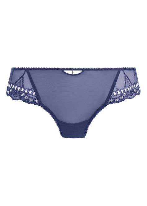 Plus Size Story 8