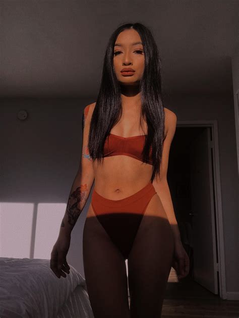 Avery Black Content | APClips.com