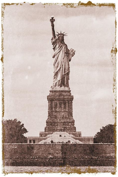 Vintage Statue of Liberty Photograph by Agustin Uzarraga - Pixels