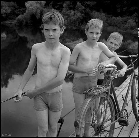 Pin by Raimonds Romāns - raymoonds on Oleg Videnin | Black and white ...