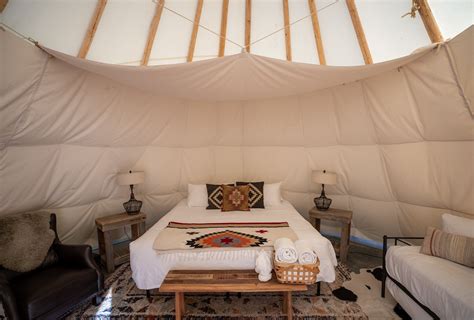 Dreamcatcher Glamping Hotel near Yellowstone National Park - Gardiner
