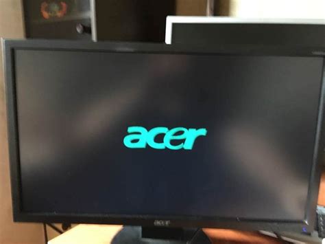 Monitor Acer V223HQ