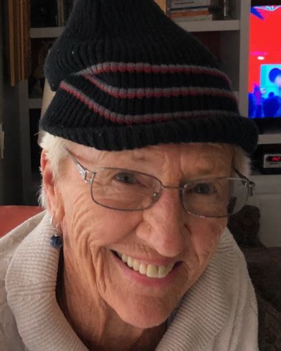 Helen M. Selke Obituary September 19, 2023 - Watkowski-Mulyck Funeral Home