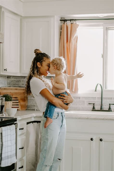 How to Repaint Kitchen Cabinets the Right Way | Lifestyle photography