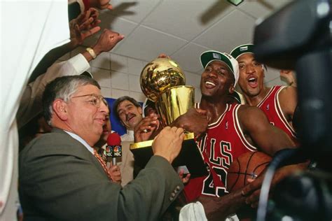 'The Last Dance' Remembers The Chicago Bulls' 1997-1998 Championship ...