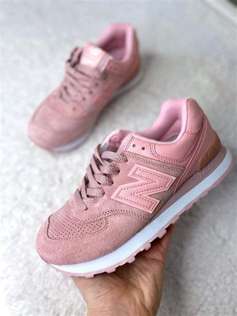 Кроссовки женские New Balance (Нью Баланс) 574 Pink white