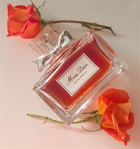 Miss Dior Eau de Parfum (2017) Dior аромат — аромат для женщин 2017