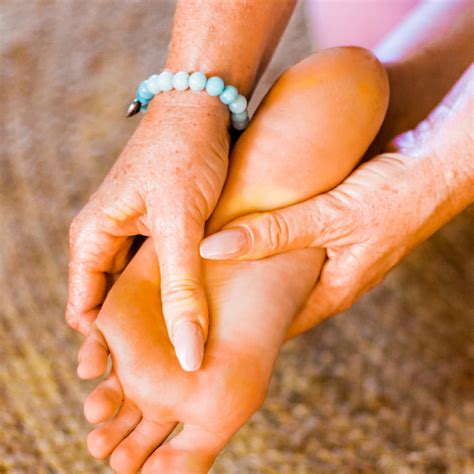Holistic Reflexology - Laura Laurenson