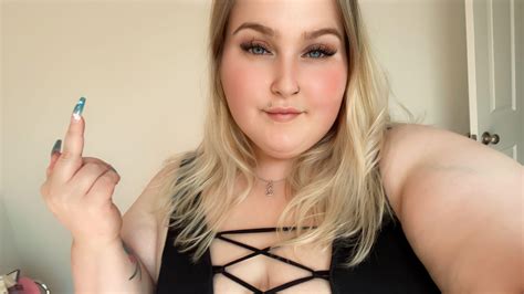 better than you. Always : r/FlipOffFetish