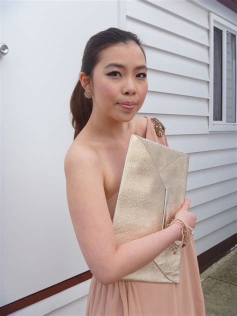 Cleopatra XI: Inspired makeup, hair and styling tutorial by Ivy Dickens