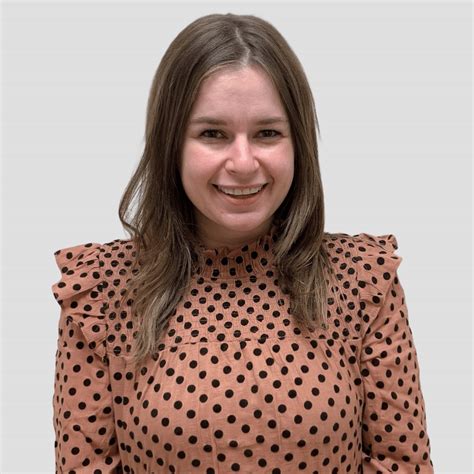 Alena Strelchik – AVES