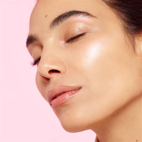 Loreal Paris Glow Mon Amour Highlighting Drops Glow de Coco 5 | lyko.com