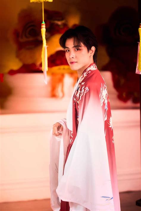 Mali Costume เช่าชุด added a new photo. - Mali Costume เช่าชุด