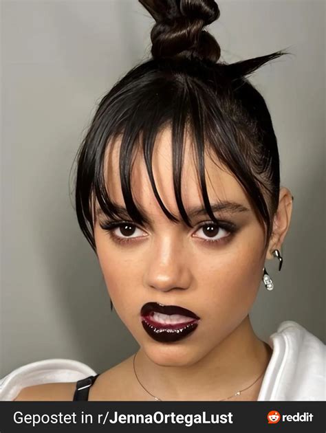 Jenna ortega : r/jerkofftoceleb