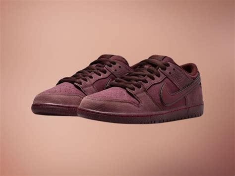 nike sb dunk  burgundy crush nike sb dunk  burgundy crush