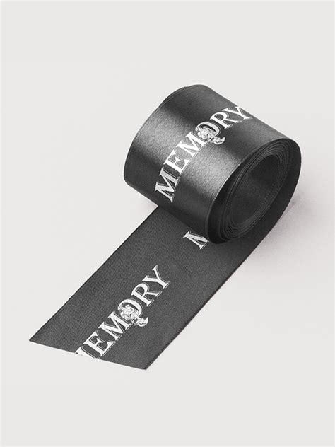 Пример лого и стиля MEMORY от WeLoveBrands : WeLoveBrands™