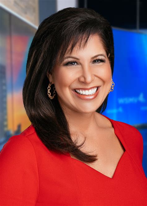 Holly Thompson - #HomeW/Holly ️... | Facebook