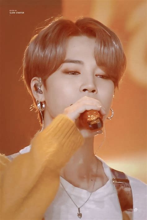 Этот фан-сайт Чимина из BTS набирает обороты из-за их реалистичных ...