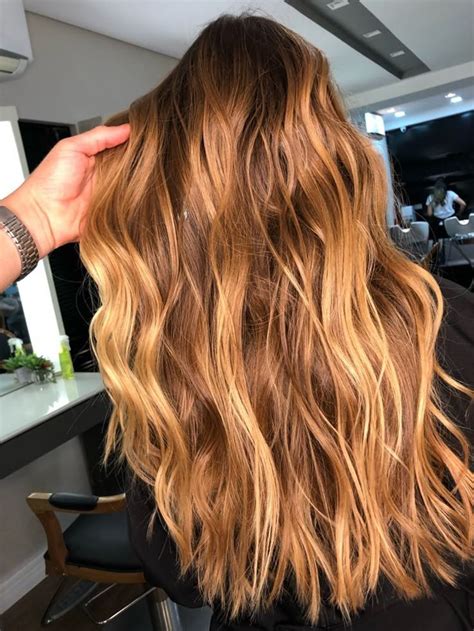 Ruivo Com Mechas Loiras - Ruivo com mechas loiras | Ruivo iluminado, Mechas ruivas em morenas ...