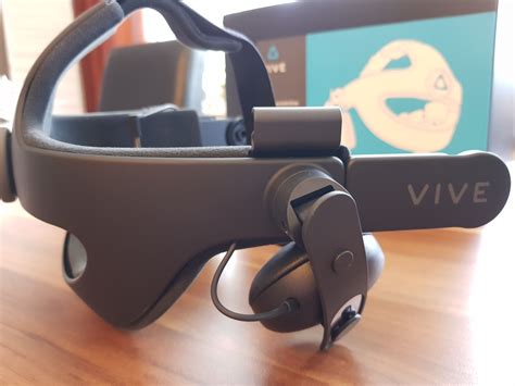 HTC Vive Deluxe Audio Strap im Test - AXYO