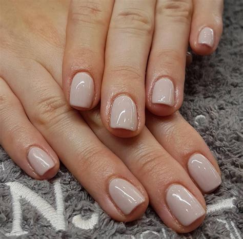 Natural Looking Nails - Impressive Nail Art to Pursue It Today! in 2020 ...