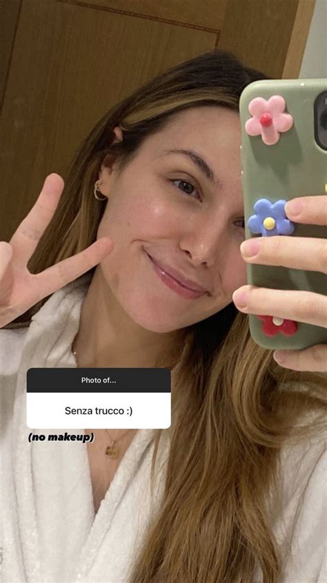 Marzia No Makeup