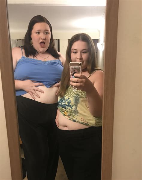 nothin’ quite like two feedees who can’t fit in a mirror 🐷 : r/gainers