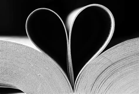 Book Of Love by Vlastimil Koutecký | Corazones