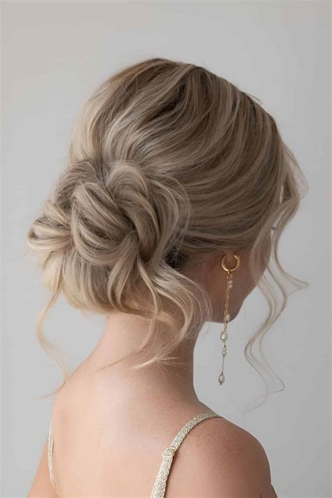 30 Gorgeous Elegant Updos To Make You Pretty Like A Model
