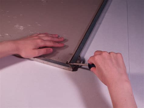 Window Screen Mesh Replacement - iFixit Repair Guide