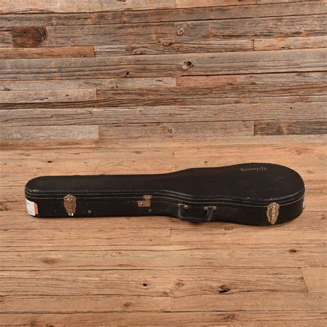 Gibson Les Paul Pro Deluxe Black 1977 – Chicago Music Exchange