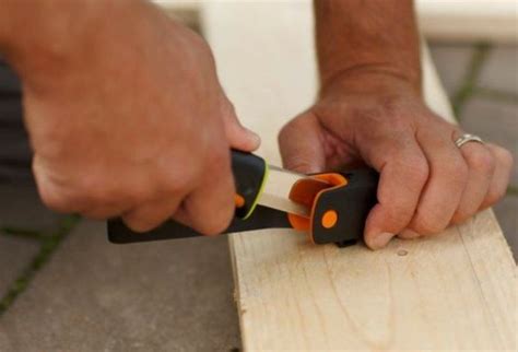 Fiskars Hardware Universalmesser inklusive Holster mit integriertem ...