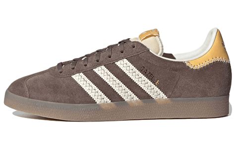 Adidas Originals купить оригинальные кроссовки в Москве на сайте Poizon ...