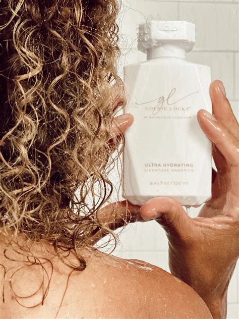 Why experts recommend a specific hair cut layers curly hair routine 33