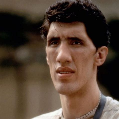 6 Unconventional Paths To A Millionaire's Life: The Gheorghe Muresan Story