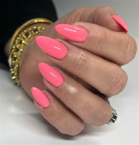 41 Ideas for Pink Almond Nails You Need for Your Next Mani