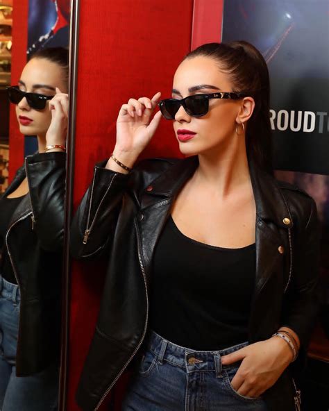 Mila Milan (30 фото)