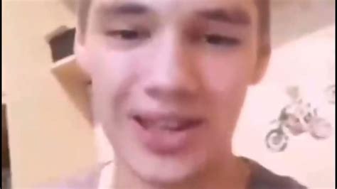 Это когда мама попросила порезать картошку почистить картошку и ты даже ...