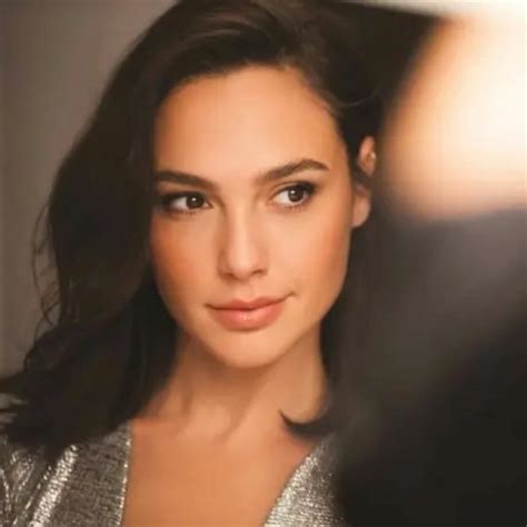 Let's jerk each other for gal gadot | Scrolller