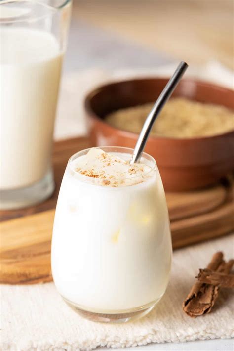 Authentic Horchata Recipe (agua de horchata)