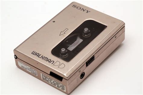 Sony WM-DD30 Walkman.land