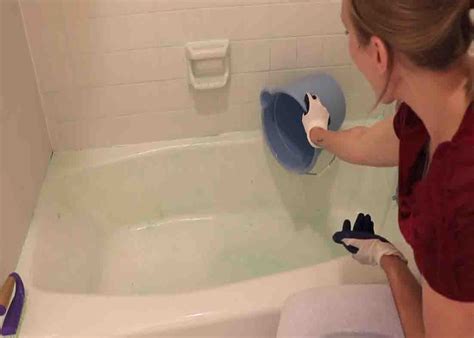 how to clean a moldy shower