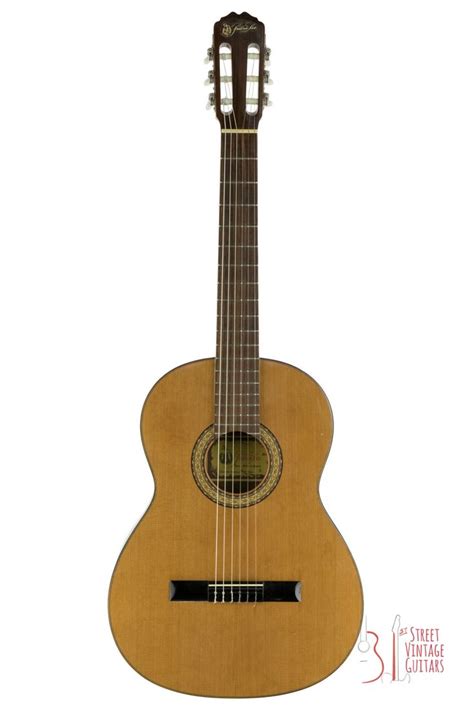 Prudencio Saez 8 Classical Guitar