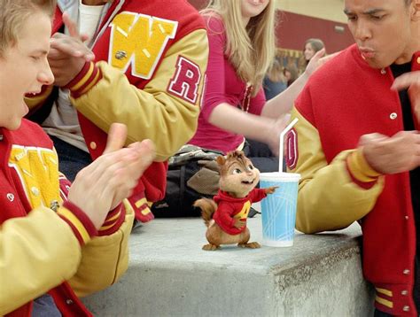Alvin and the Chipmunks: The Squeakquel (2009)