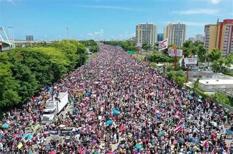 puerto rico se levanta  ricky renuncia lifetransplanet