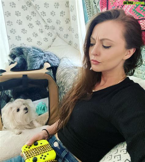 Katharine Isabelle | Gethu Cinema